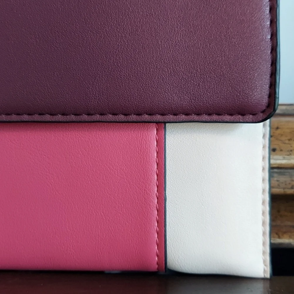 A New Day Soft Beautiful Colorblock Clutch Purse, Multiple Pockets, Like New